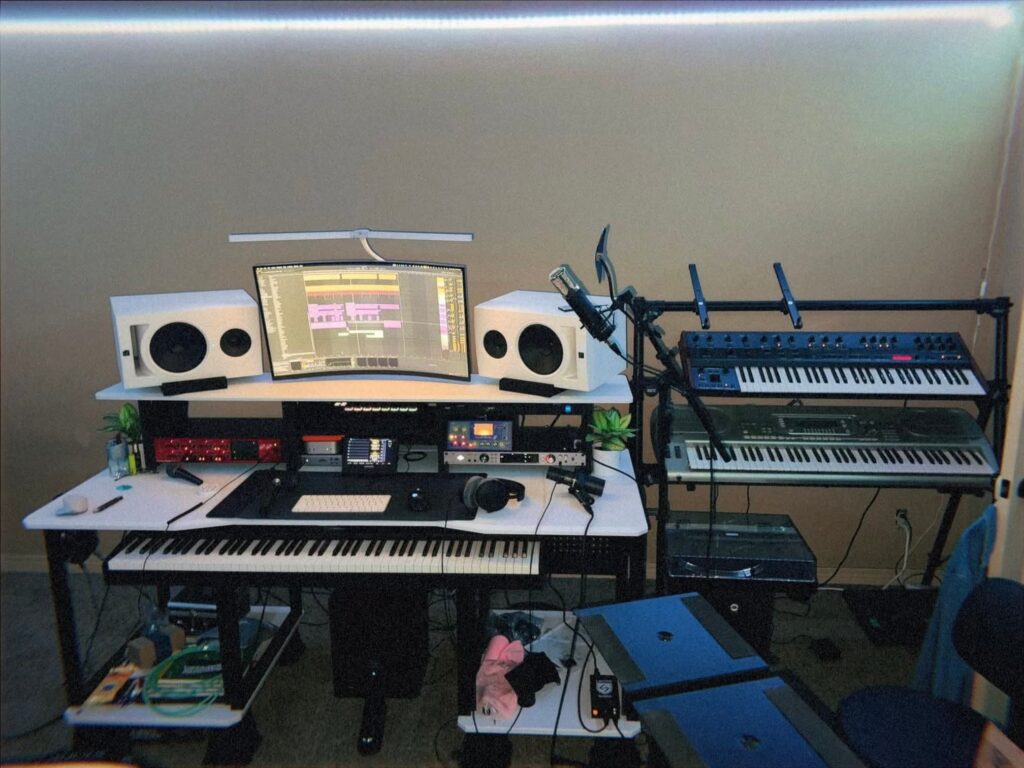 Modern Home Music Studio Ideas For Women