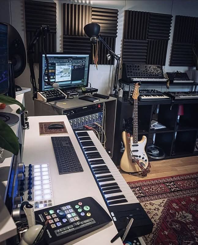 Art Deco Home Music Studio Styles11