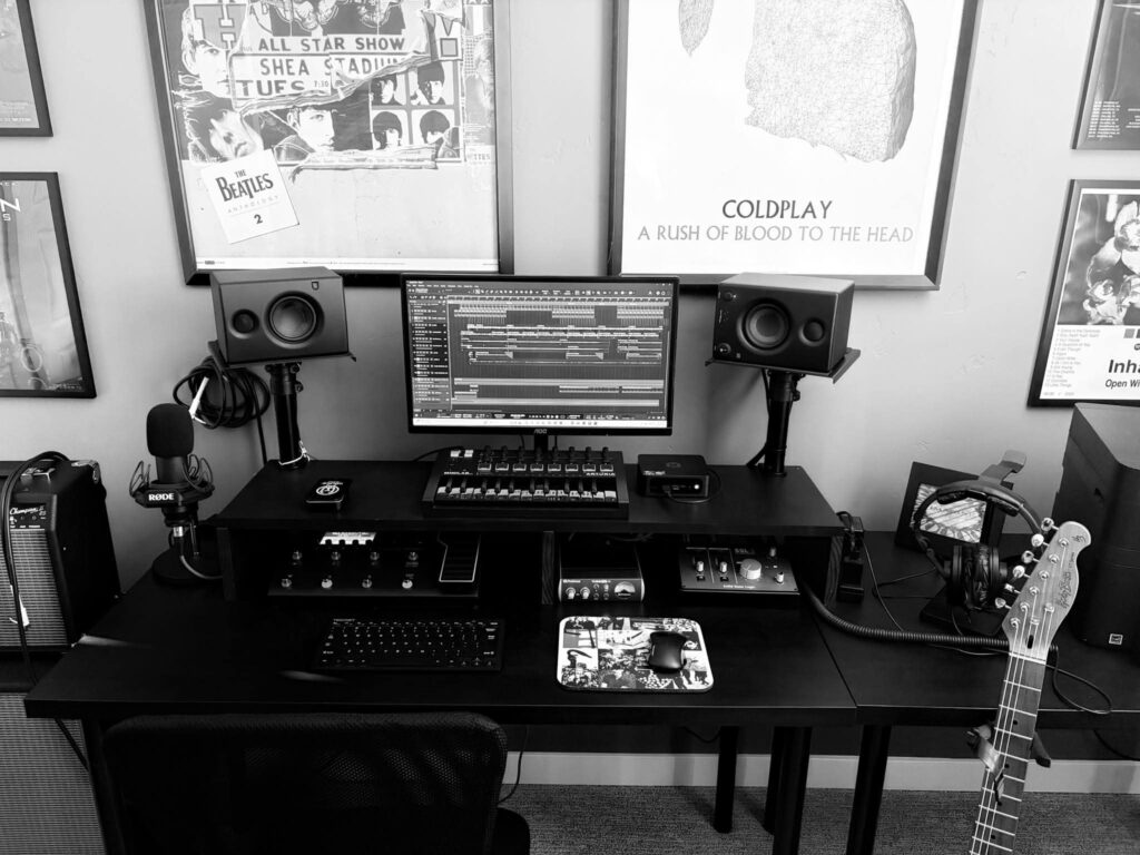 Art Deco Home Music Studio Styles23