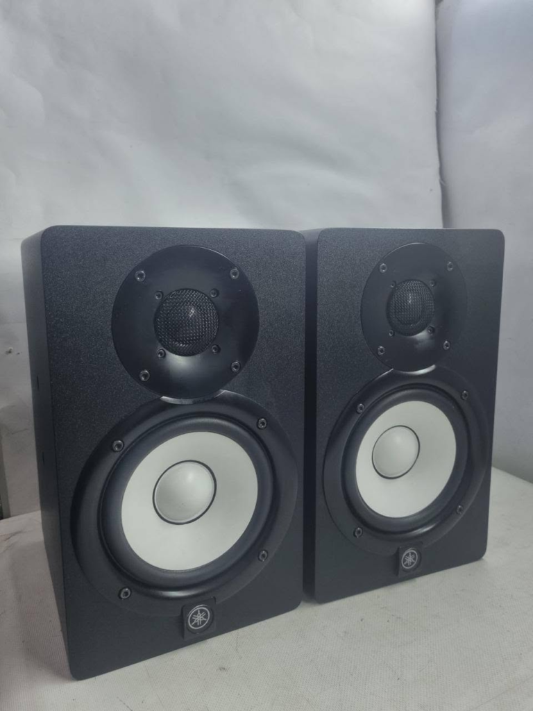 Top Studio Monitors for Small Rooms - Home Studio Setup