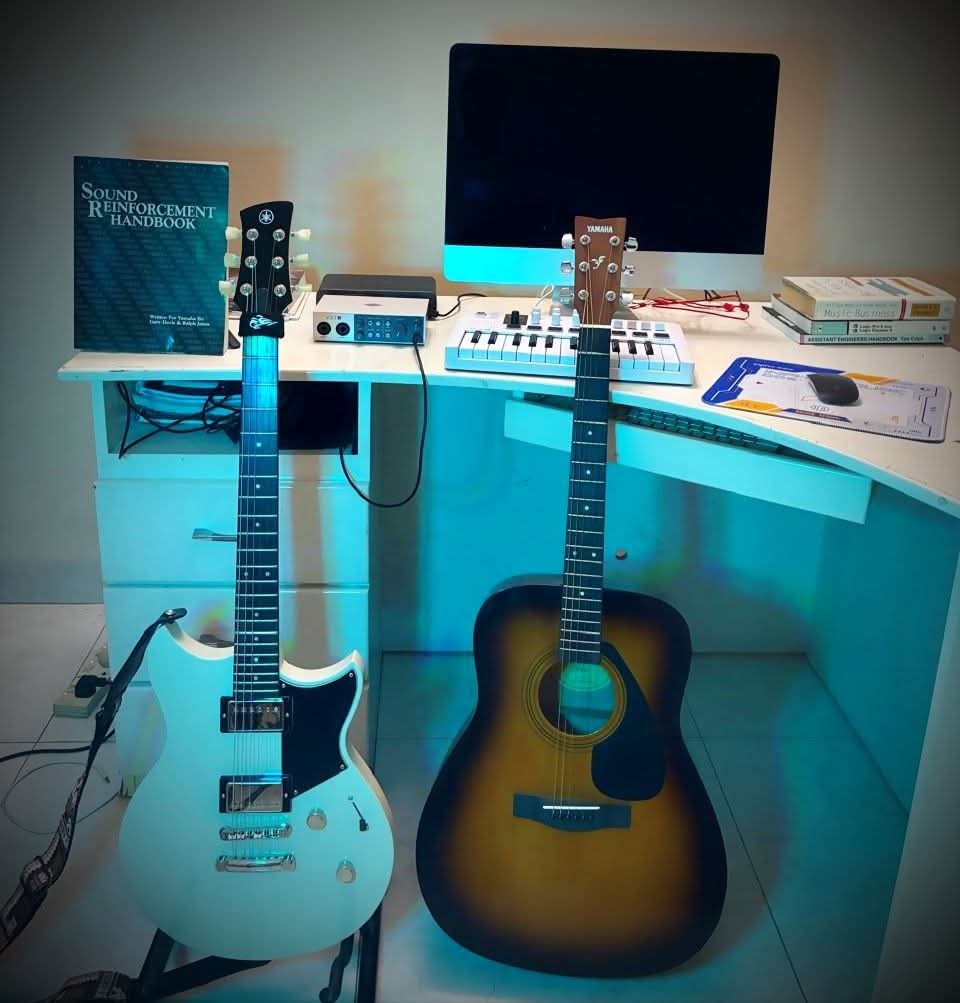 Closet Studio Setup for Apartment Producers aesthetic for a home music studio setup