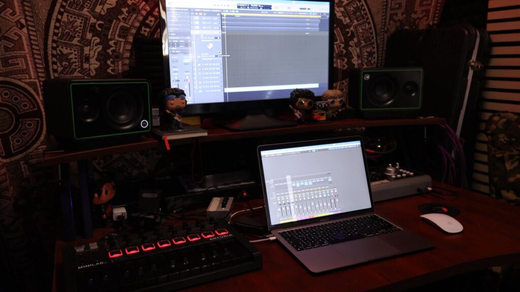 Cottagecore Bedroom Studio Ideas aesthetic for a home music studio setup