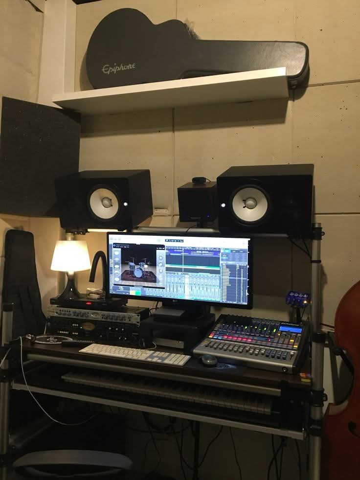Rental Friendly Home Music Studio Designs3