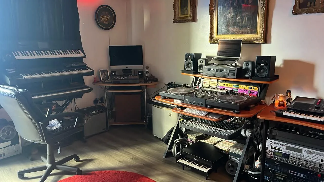 Dark Academia Recording Studio for Small Rooms 10