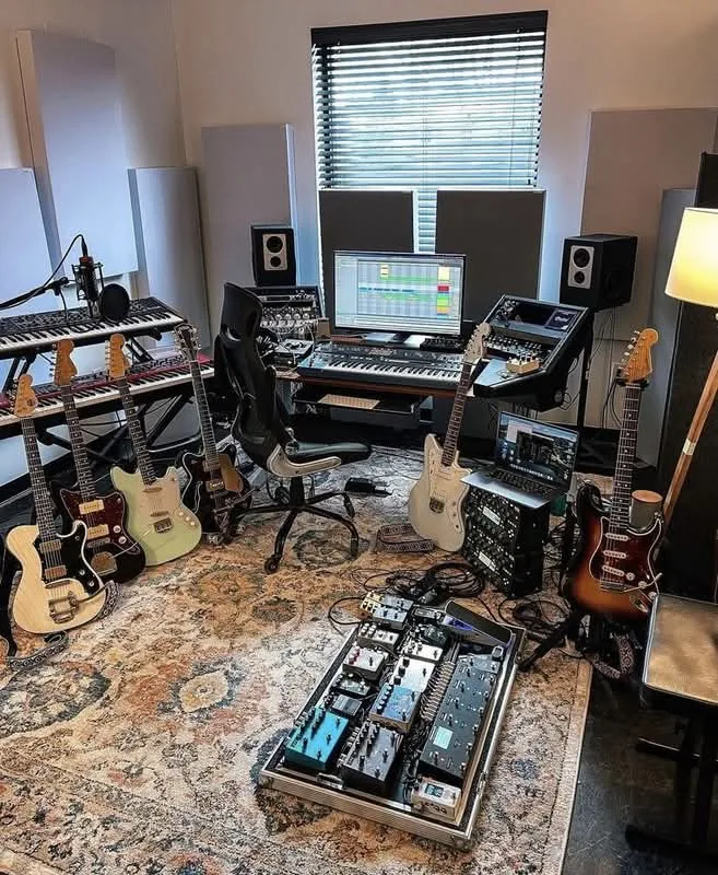 Dark Academia Recording Studio for Small Rooms 15