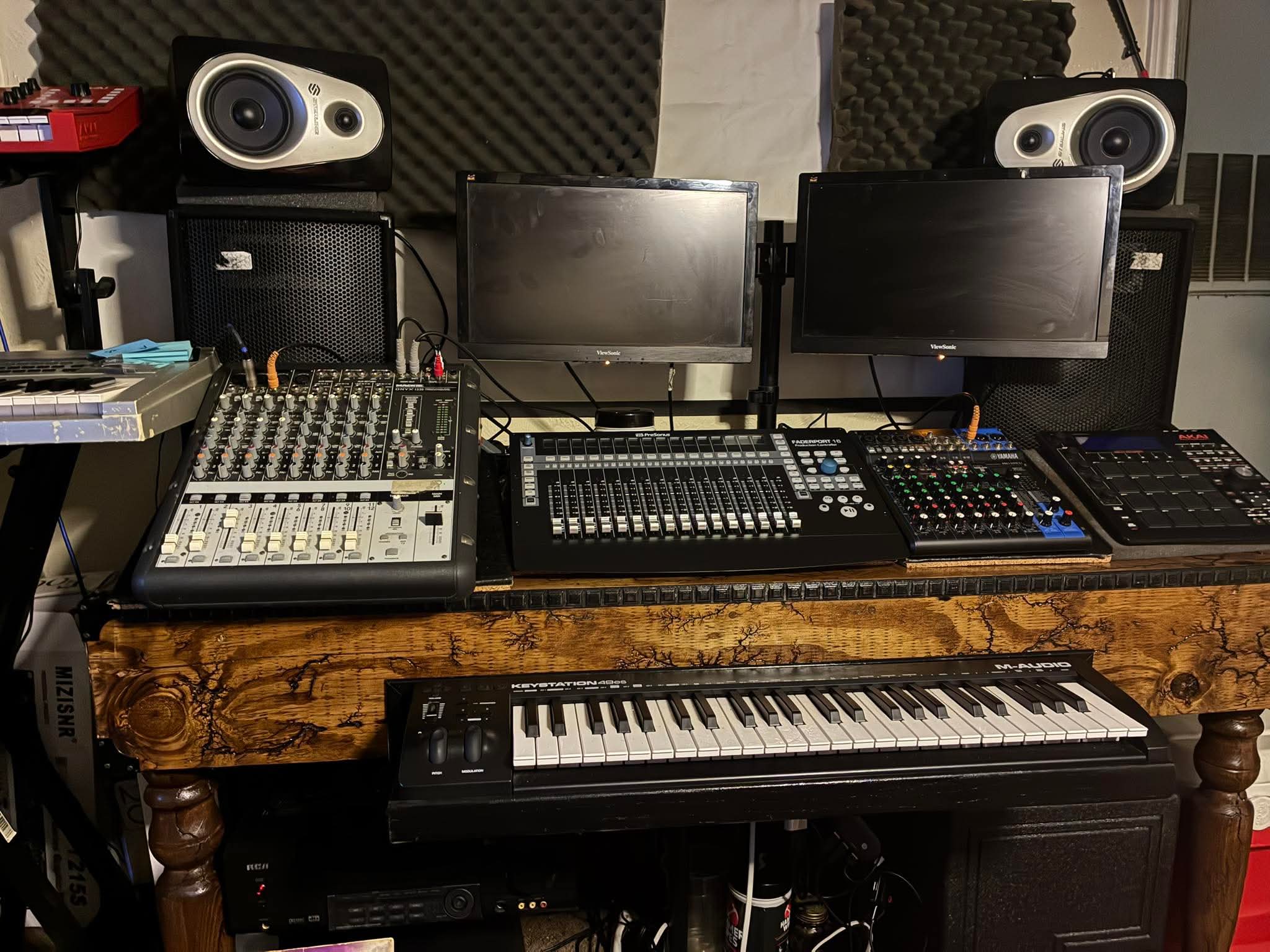 Industrial Home Music Studio Designs1